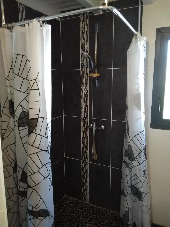 Chambre Privee Badet Salles  Dış mekan fotoğraf
